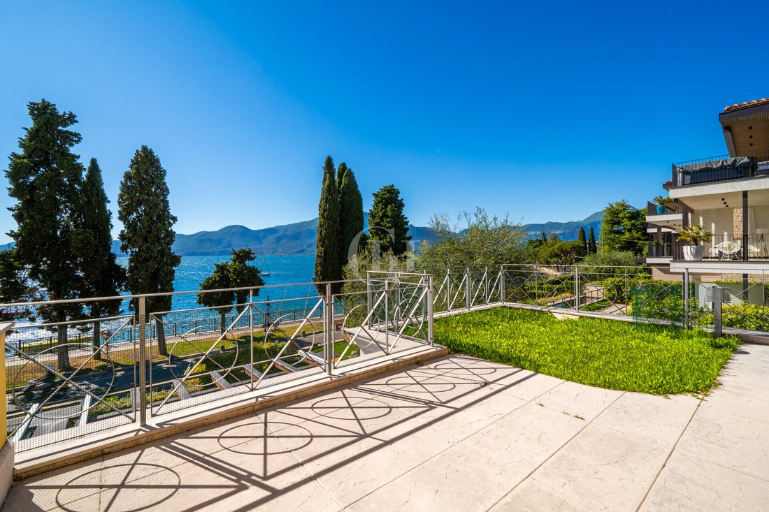 Apartment in Torri del Benaco, Veneto, Italy 5 - 17990995