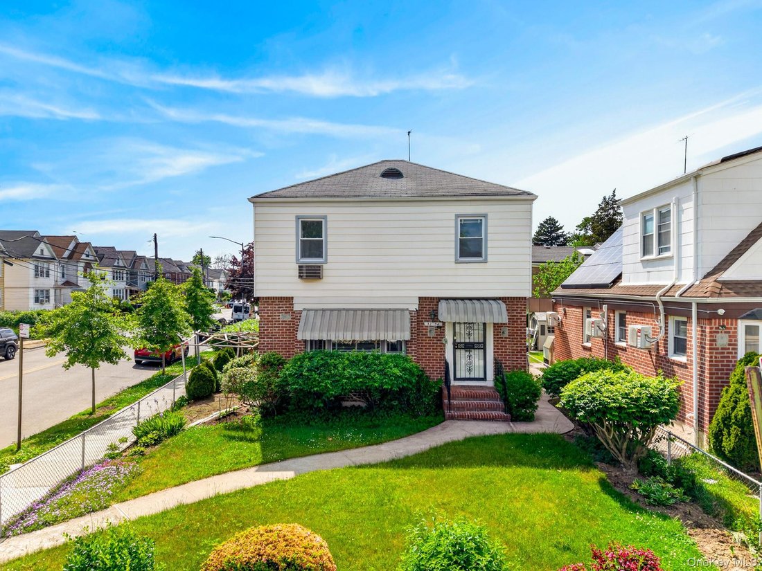 House in New York, New York, United States 1 - 17987605