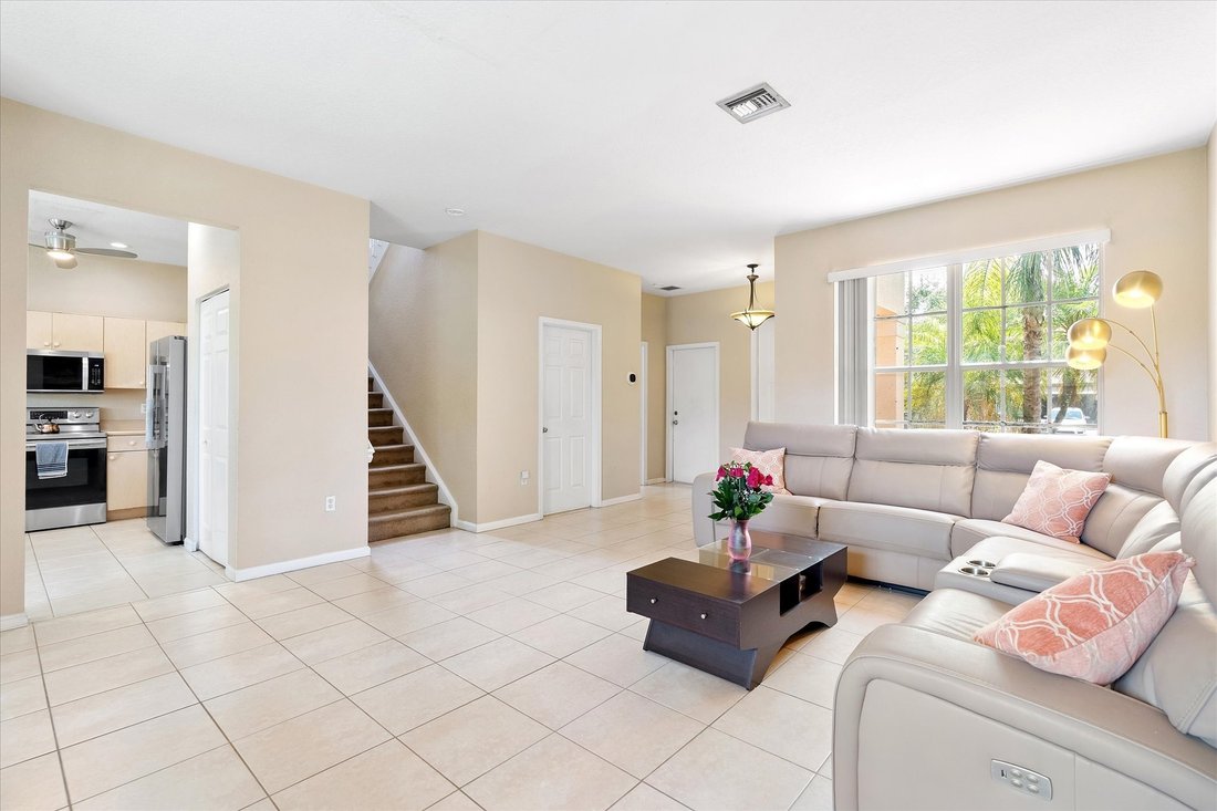 House in Miramar, Florida, United States 5 - 17993490