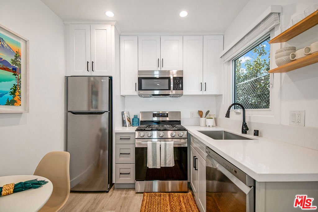Santa Monica, California, United States 4 - 17987576