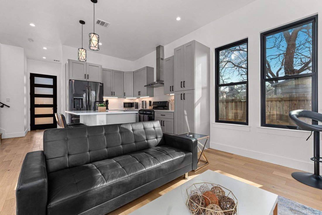 Condo in Austin, Texas, United States 4 - 17988435