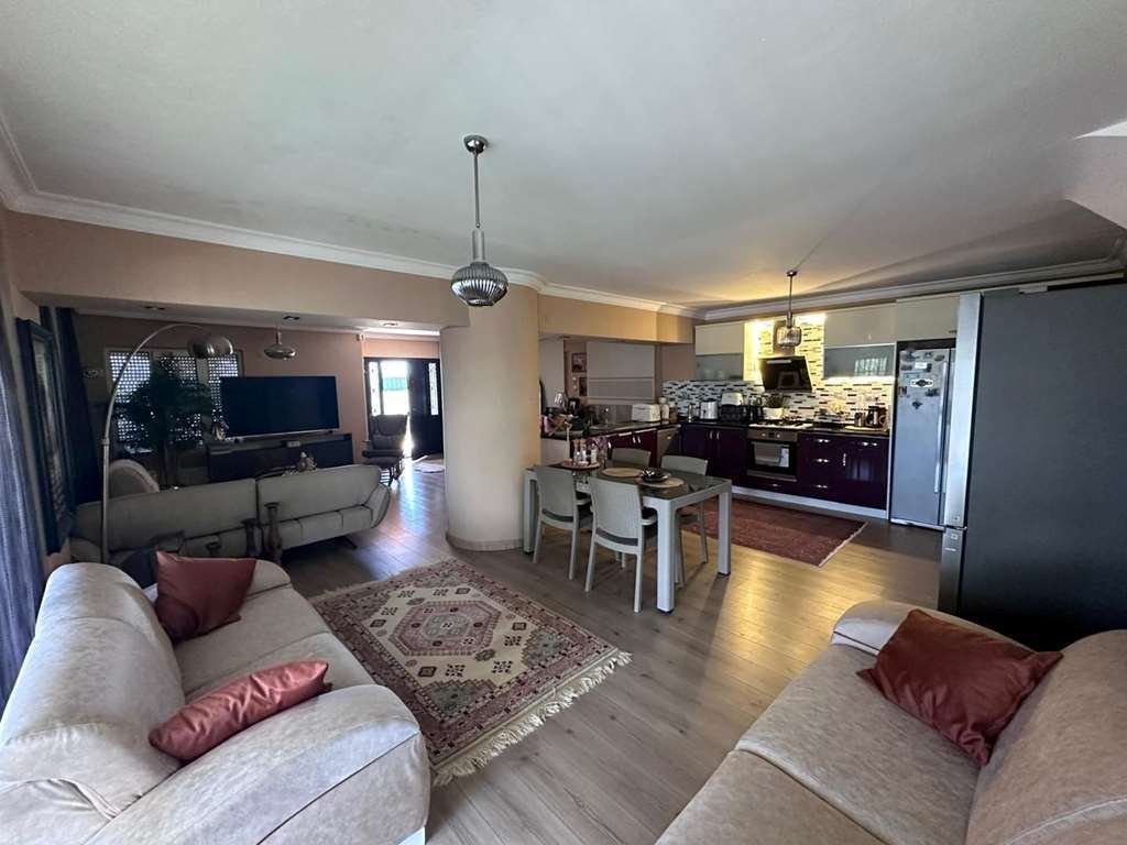 Villa à Soğucak, Aydın, Turquie 2 - 17985209