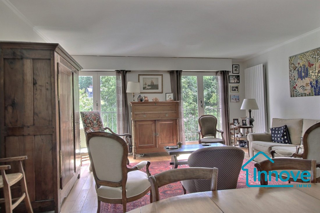 Apartment in Domaine National du Château, Versailles, France 1 - 17995680