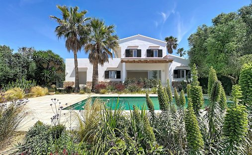 Villa in es Castell, Balearic Islands, Spain 1