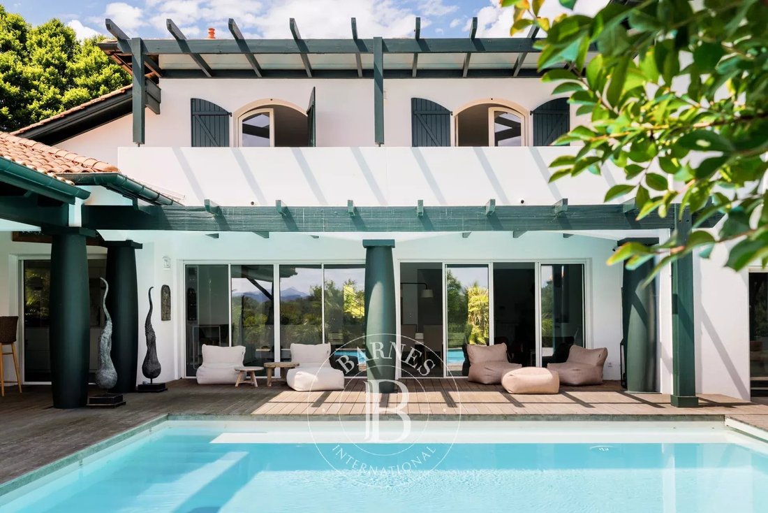 House in Chantaco, Saint-Jean-de-Luz, France 3 - 13790805