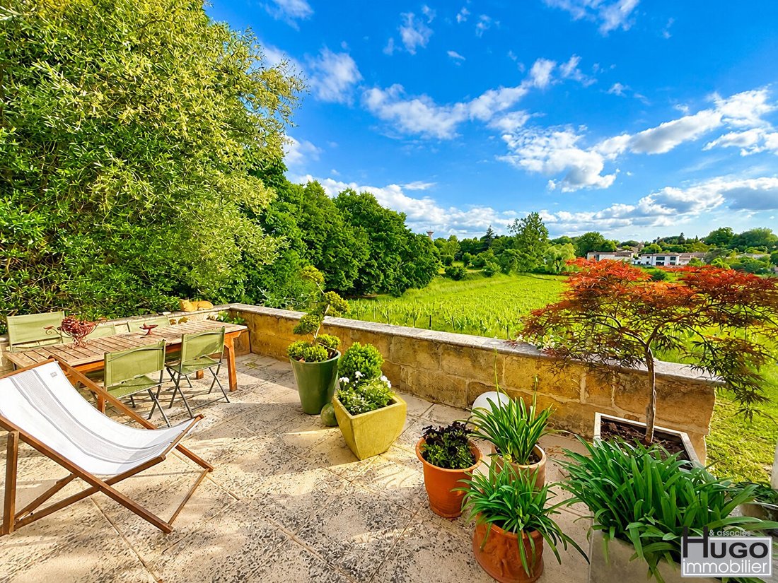 Villa in Quinsac, Nouvelle-Aquitaine, France 1 - 17986711