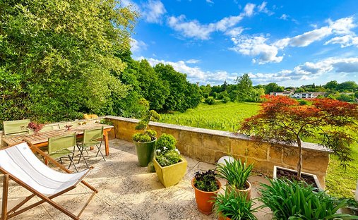 Villa in Quinsac, Nouvelle-Aquitaine, France 1