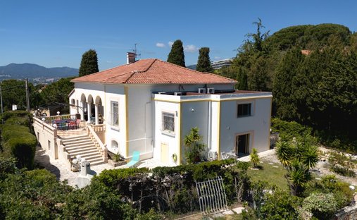 House in Saint Nicolas, Cannes, France 1