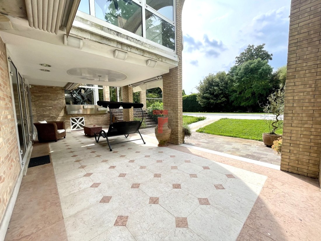 Villa in Camin, Padua, Veneto 2 - 17995219