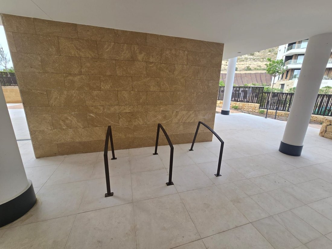 Apartment in la Vila Joiosa / Villajoyosa, Valencian Community, Spain 2 - 17987792