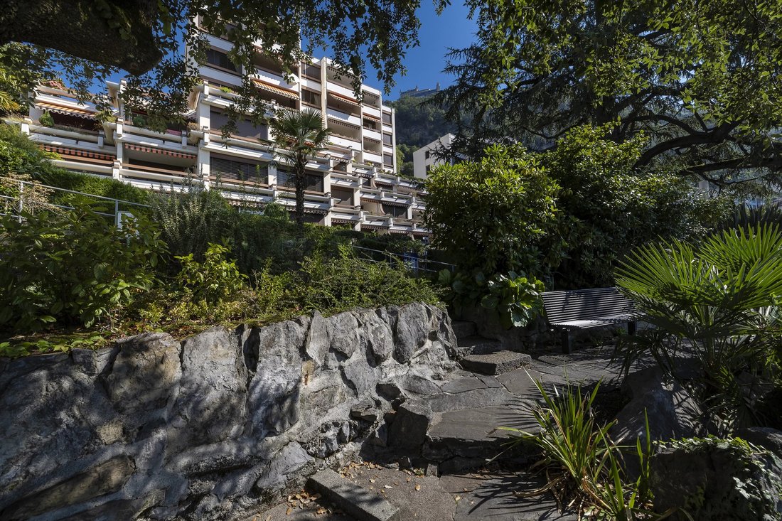 House in Veytaux, Vaud, Switzerland 1 - 17990117