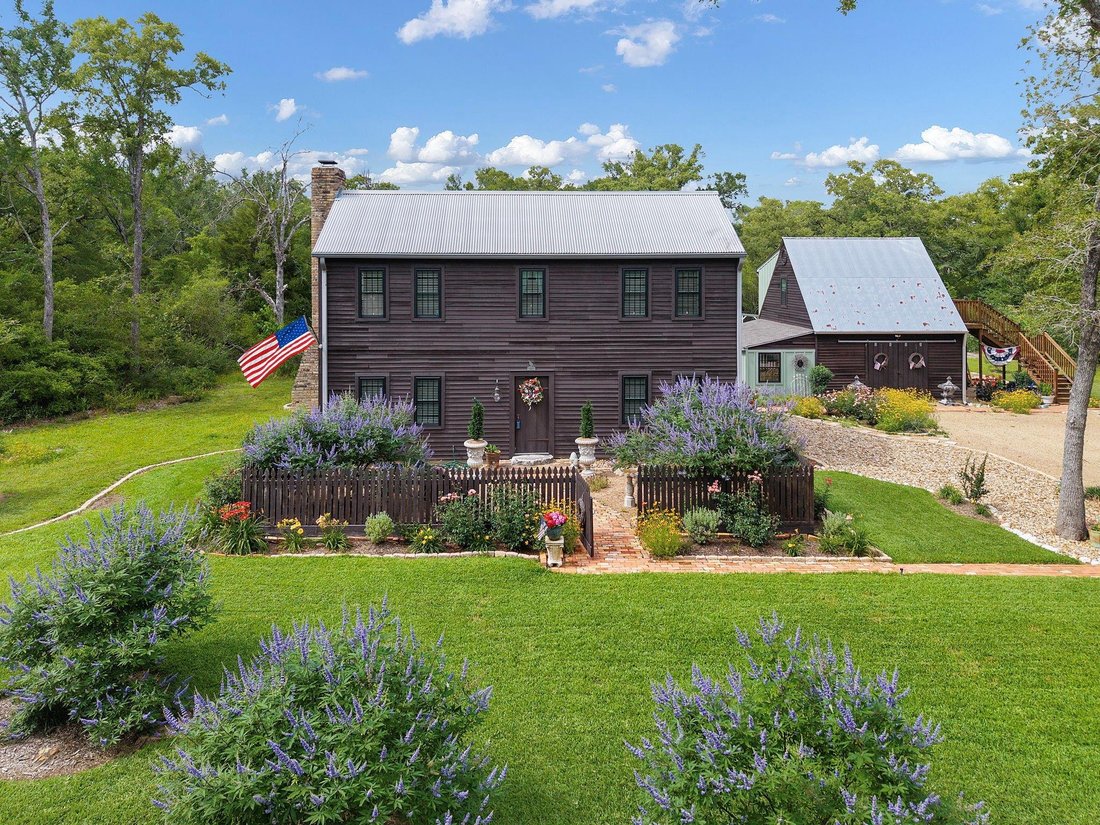 House in College Station, Texas, United States 1 - 17989002