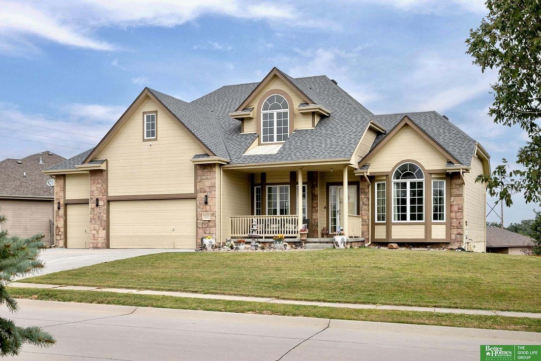 House in Papillion, Nebraska, United States 3 - 17987168