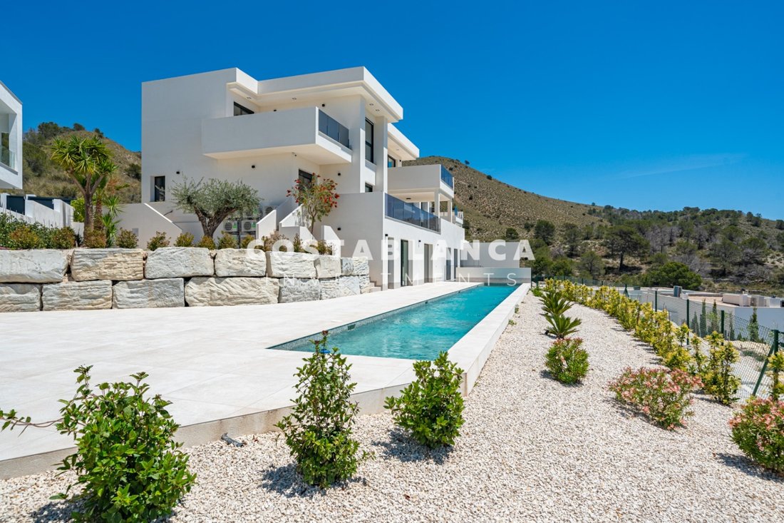 Villa in Finestrat, Valencian Community, Spain 3 - 17984712