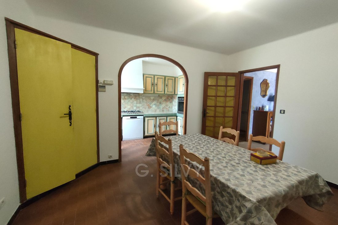 Villa in Orange, Provence-Alpes-Côte d'Azur, France 4 - 17985304