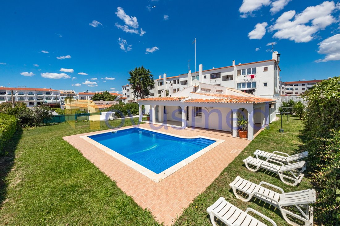 House in Olhos de Agua, Algarve, Portugal 1 - 17991905