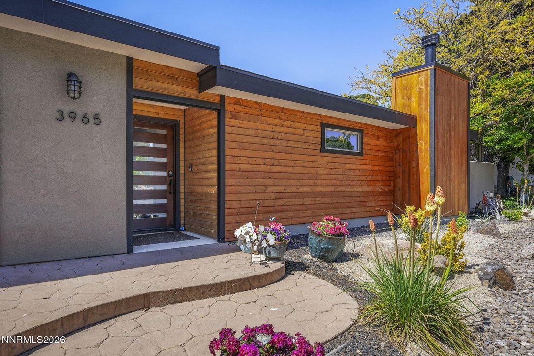 House in Reno, Nevada, United States 3 - 17991052