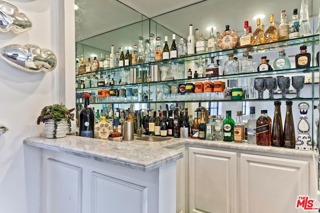 Condo in Beverly Hills, California, United States 5 - 17987567