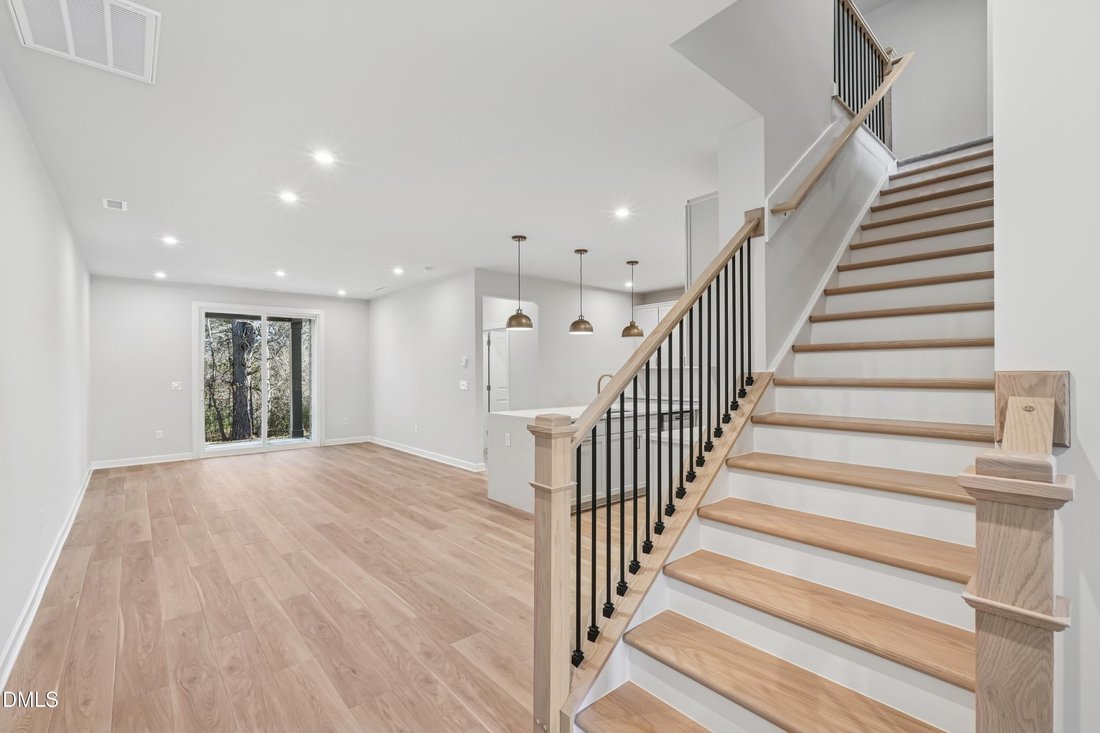 Townhouse in Chapel Hill, North Carolina, United States 3 - 17984657