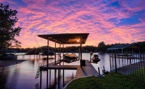 House in Gun Barrel City, Texas, United States 1