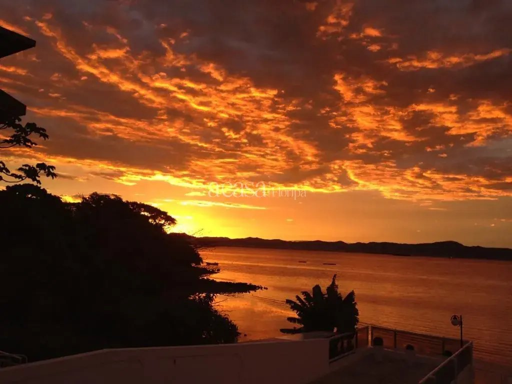 House in Florianópolis, State of Santa Catarina, Brazil 4 - 17984647