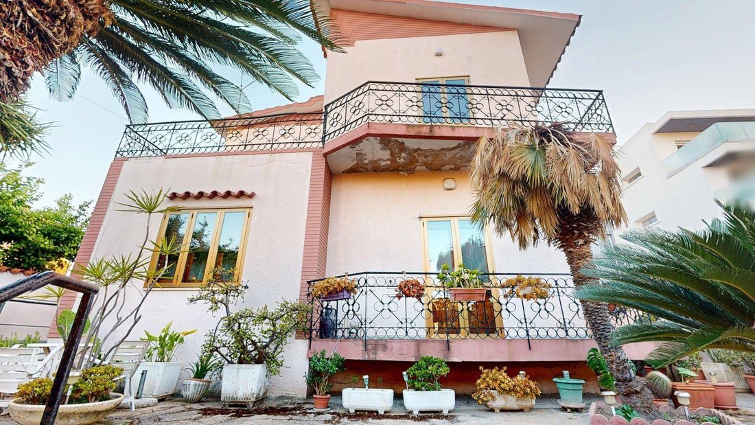 Villa in Musicisti, Quartu Sant'Elena, Italy 1 - 17990078