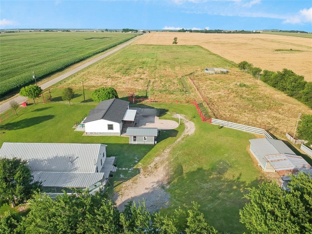 House in Avalon, Texas, United States 1 - 17988843