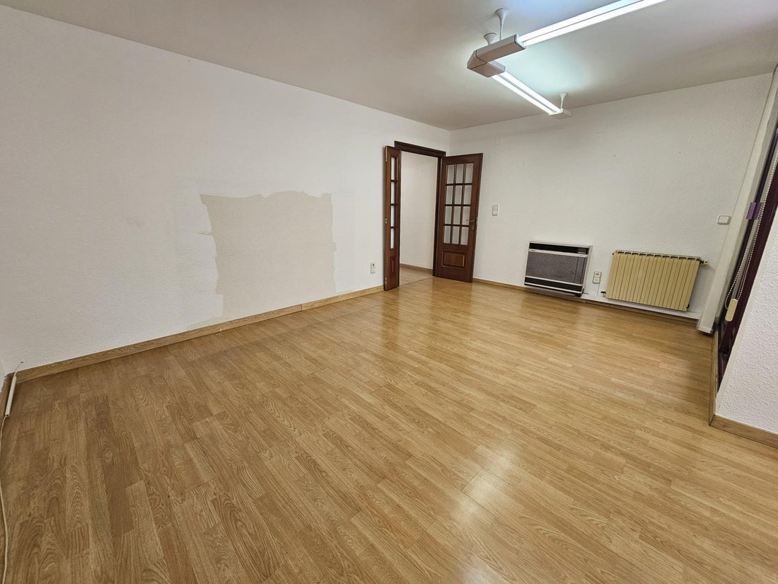 Apartment in Extramurs, Valencia, Spain 4 - 17964134