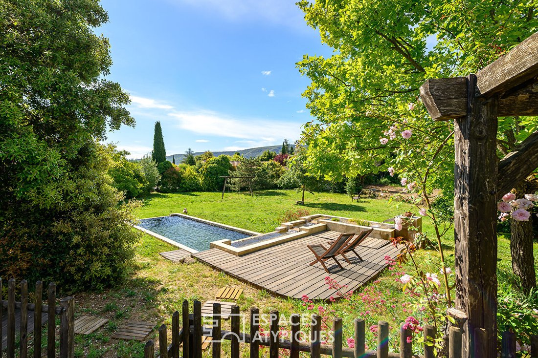 Villa in Lacoste, Provence-Alpes-Côte d'Azur, France 1 - 17986532