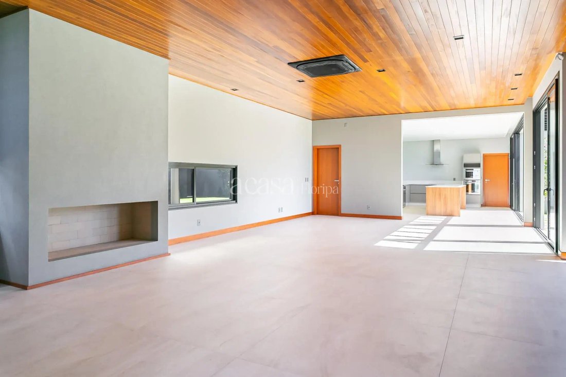 House in Florianópolis, State of Santa Catarina, Brazil 5 - 17984252
