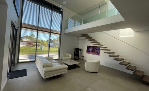 House in Sainte Anne, La Riche, France 1