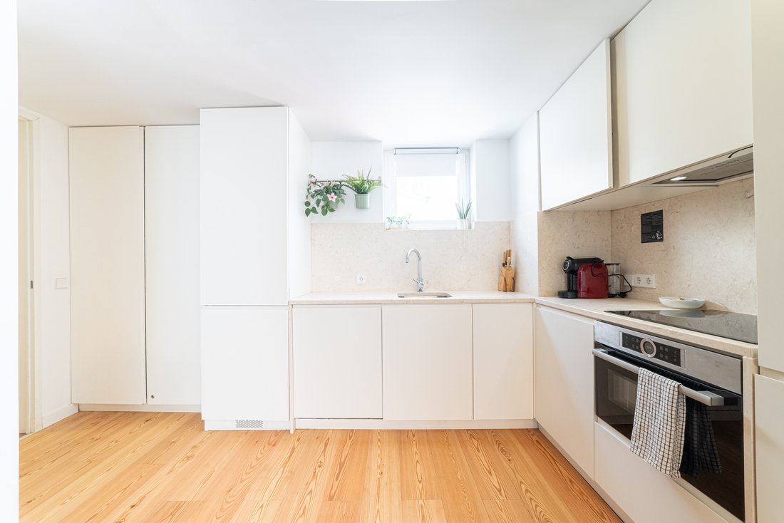 Apartment in Arroios, Lisbon, Portugal 5 - 17989239