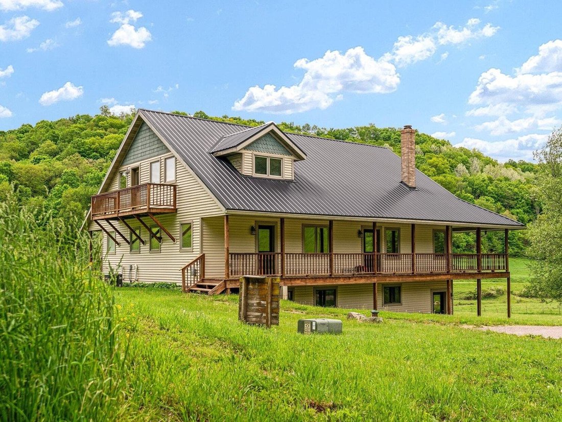 House in Richland Center, Wisconsin, United States 5 - 17991467