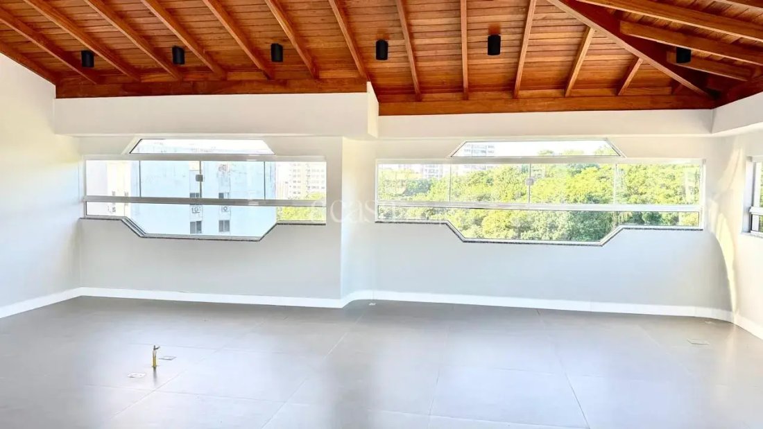 House in Florianópolis, State of Santa Catarina, Brazil 2 - 17986858