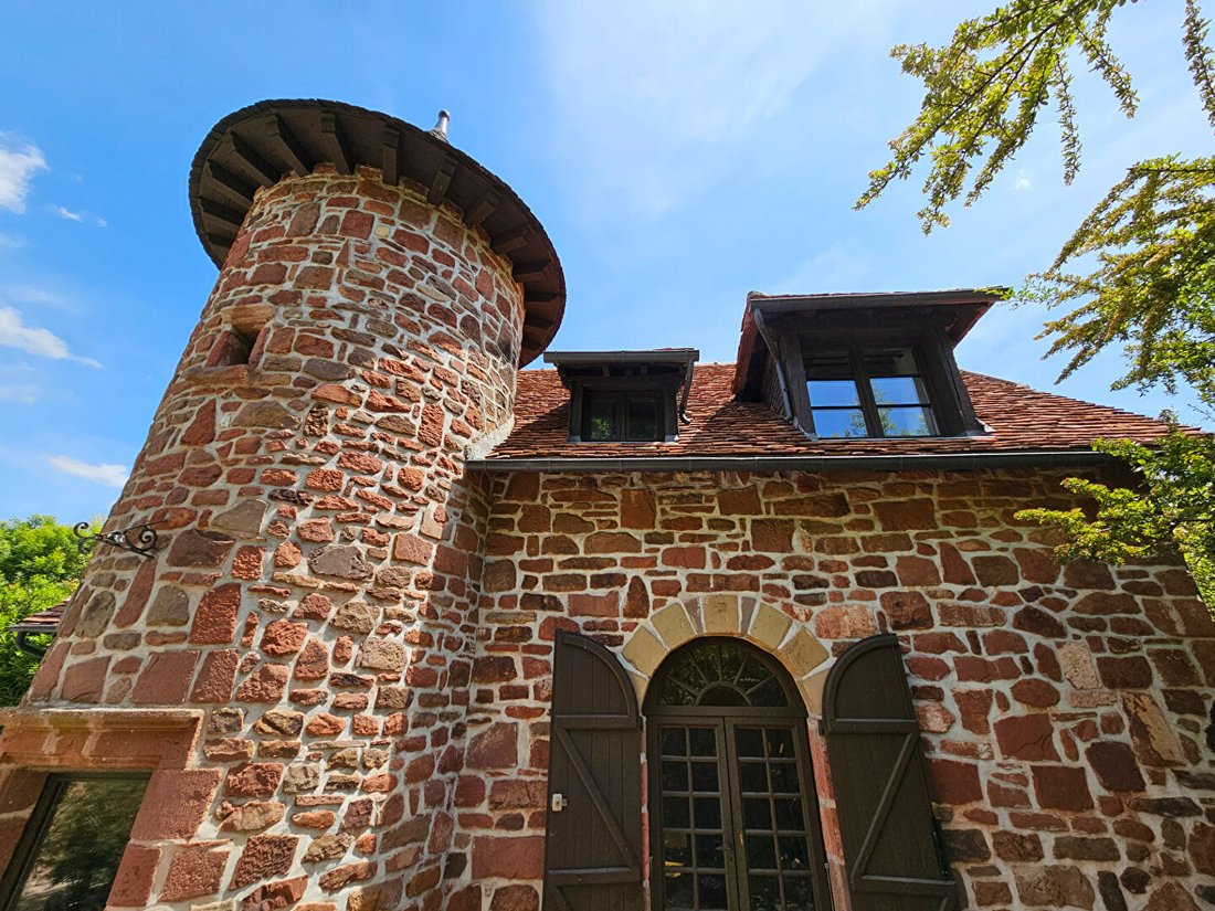 Villa in Collonges-la-Rouge, Nouvelle-Aquitaine, France 5 - 17986613