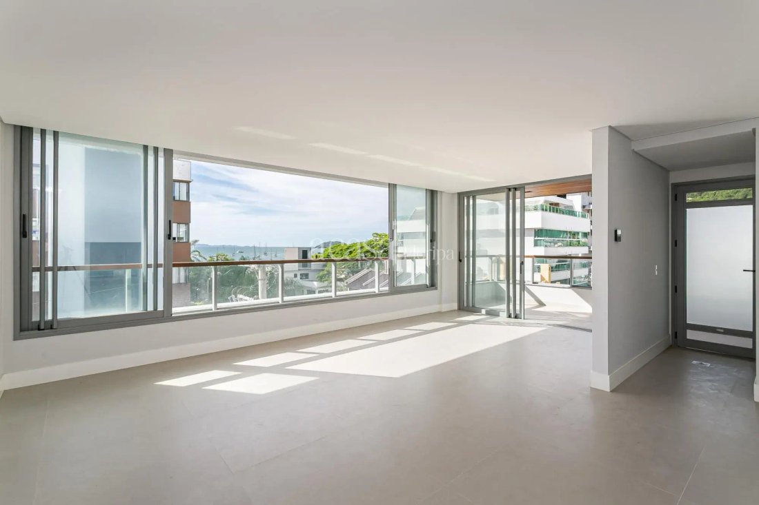 Apartment in Florianópolis, State of Santa Catarina, Brazil 2 - 17986493