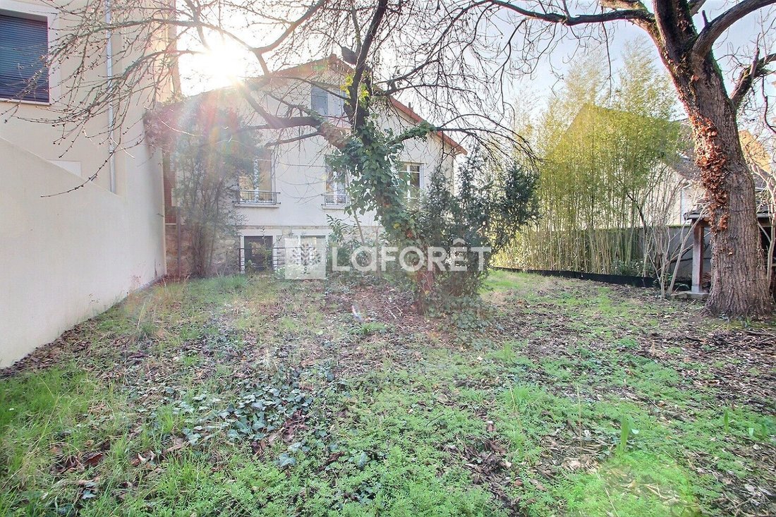 Villa in Centre, Nanterre, France 3 - 17967533