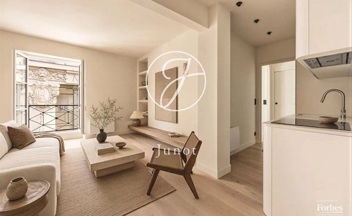 Apartment in Paris, Île-de-France, France 1