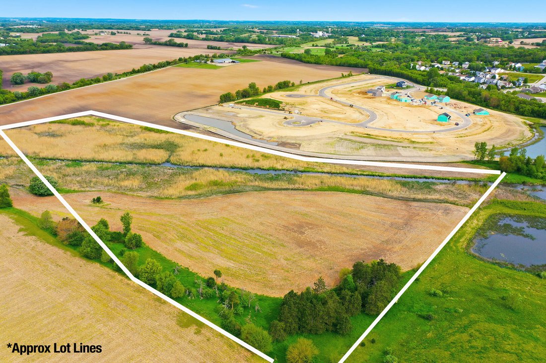 Azienda agricola a Johnsburg, Illinois, Stati Uniti 2 - 17986749