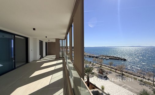 Apartment in Mjesni odbor Vostarnica, Zadar, Zadar County 1