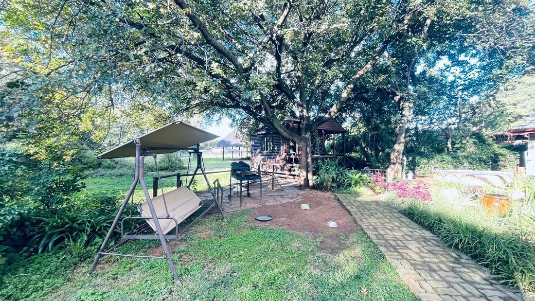 Corps de ferme à Blue Hills 397-Jr, Gauteng, Afrique du Sud 2 - 17989260
