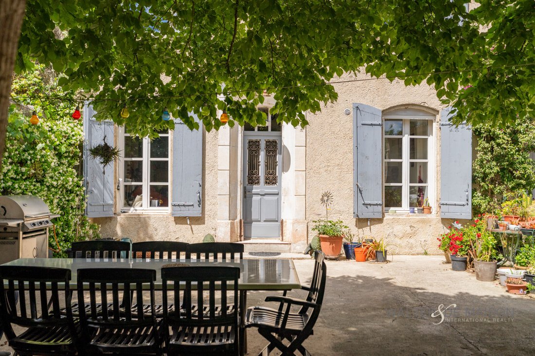 Villa in Boulbon, Provence-Alpes-Côte d'Azur, France 1 - 17986615