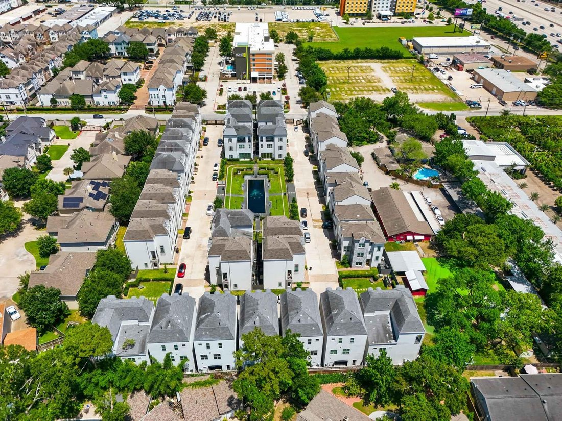 House in Houston, Texas, United States 2 - 17991085