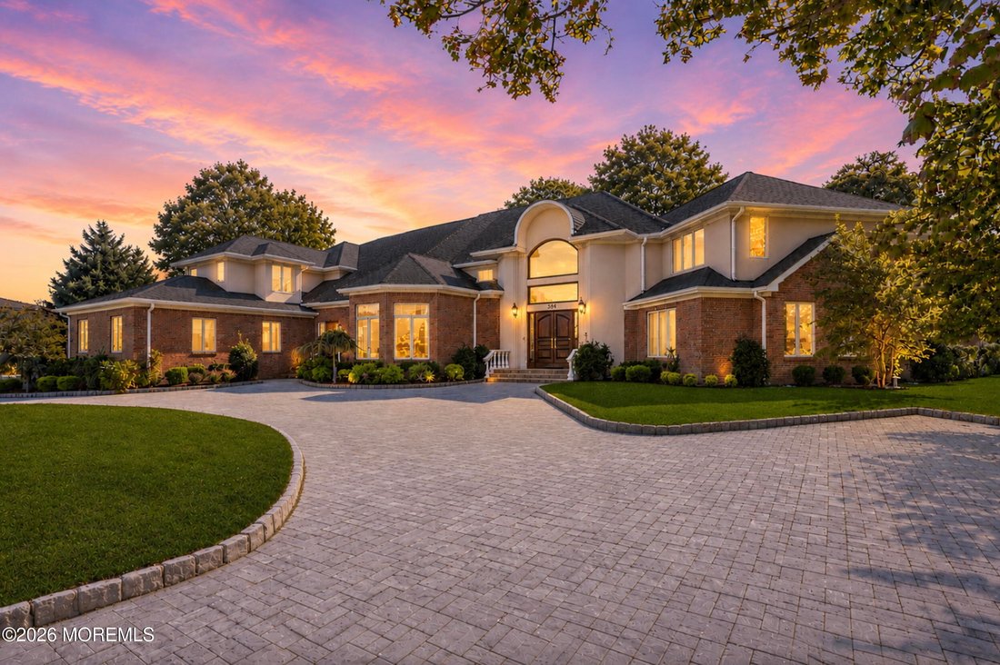 House in Oakhurst, New Jersey, United States 1 - 17997149