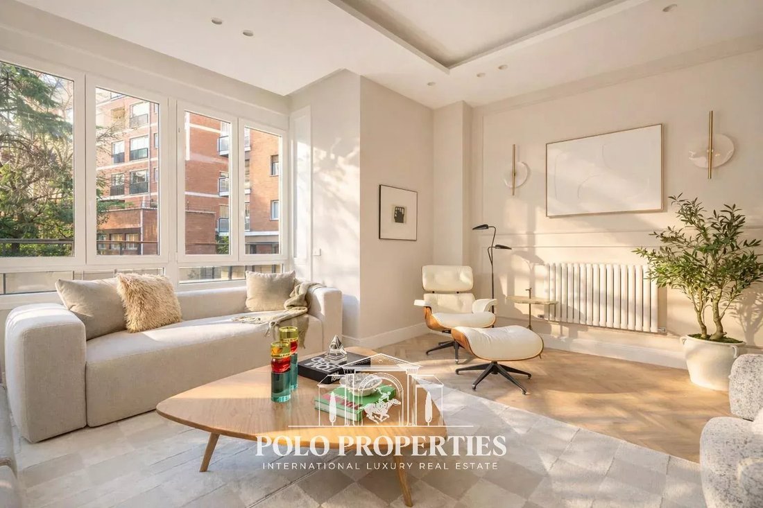 Apartment in Chamberi, Madrid, Spain 1 - 17984548