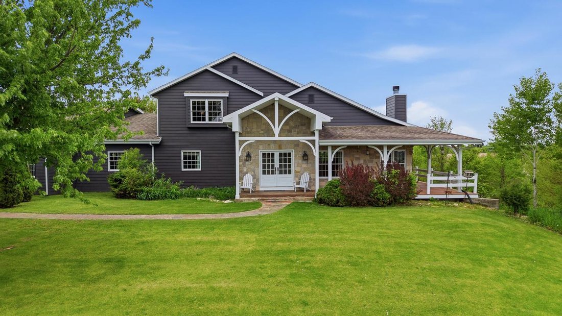 House in Campbellsport, Wisconsin, United States 1 - 17996905