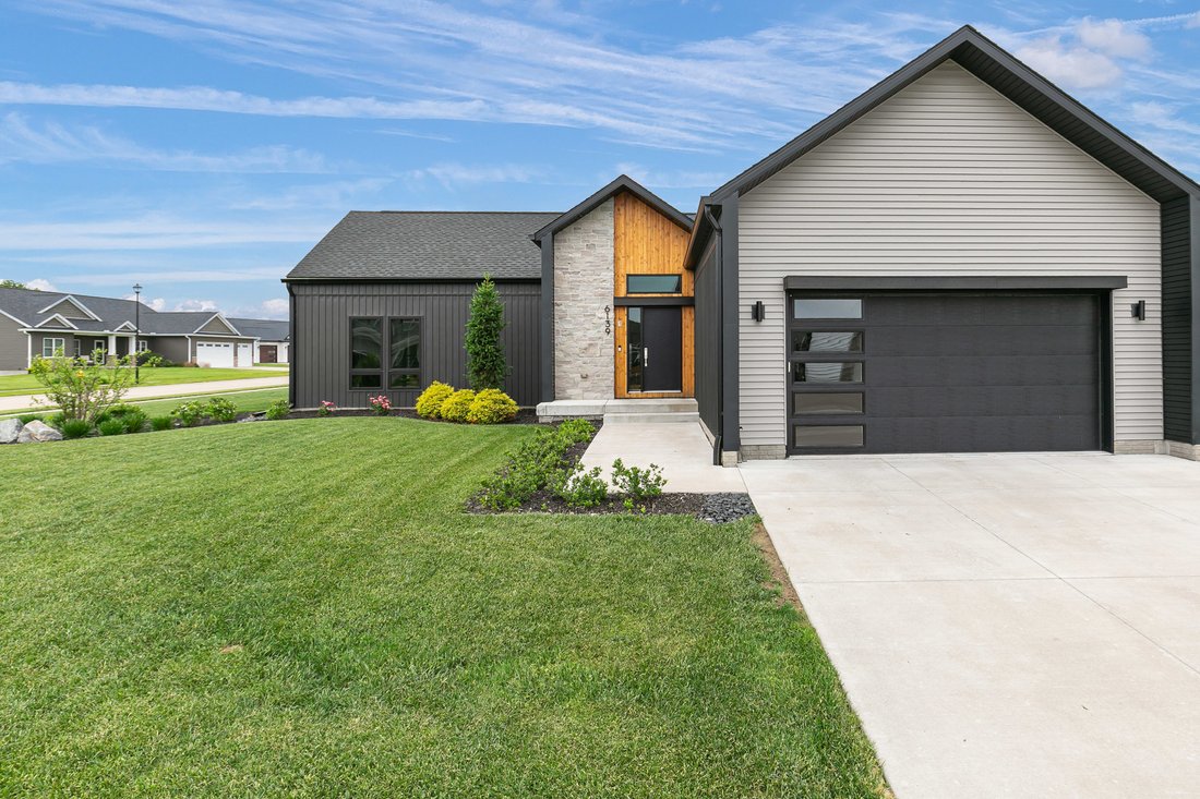House in Davenport, Iowa, United States 1 - 17993337