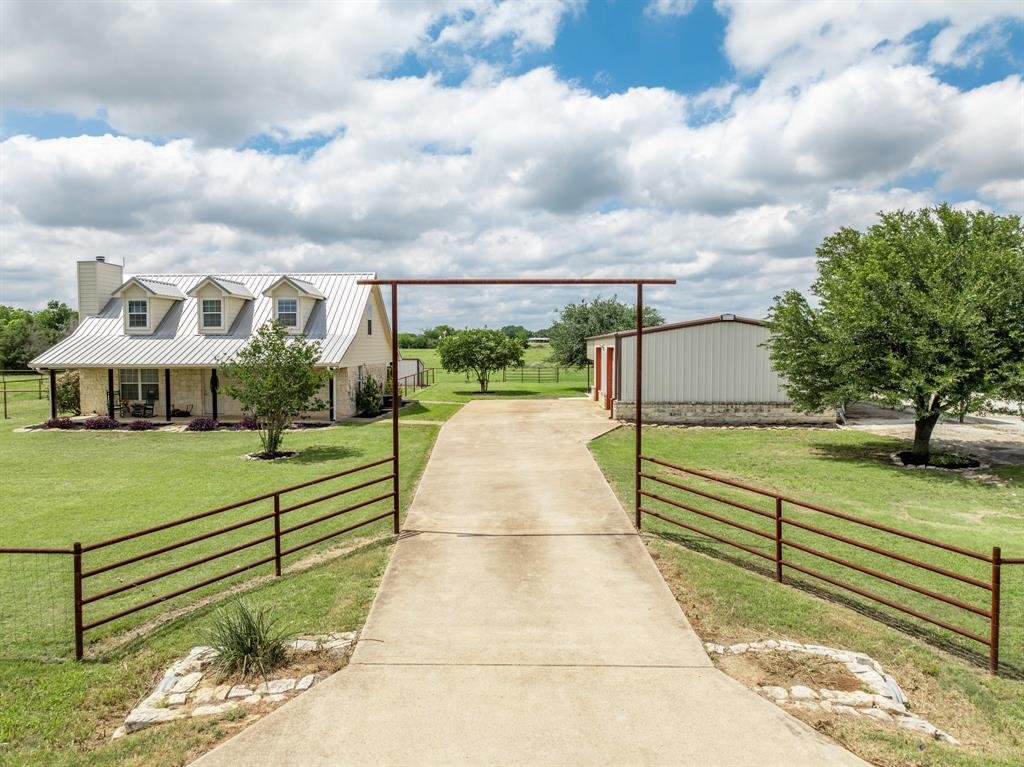 House in Crawford, Texas, United States 5 - 17985455
