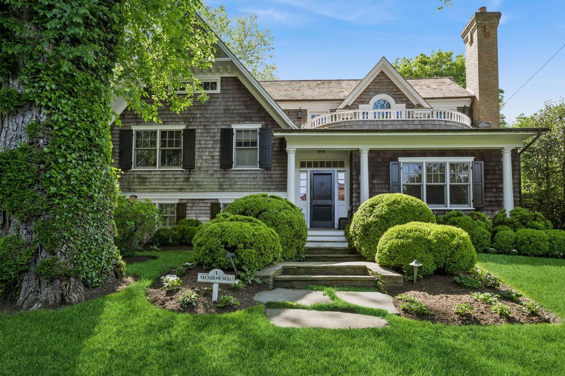 East Hampton, New York, United States 2 - 17967016