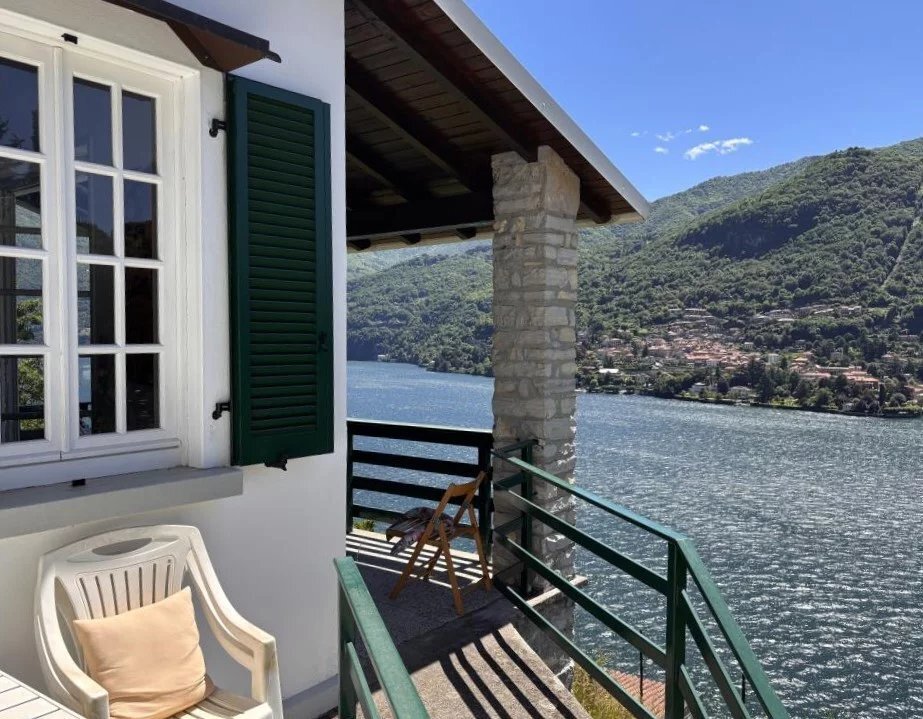 House in Moltrasio, Lombardy, Italy 4 - 17984482